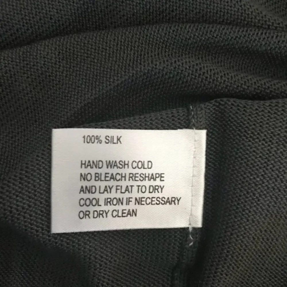 NWOT. Cullen lightweight sweater. 100% Silk.
